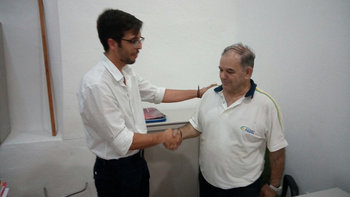 ArtesacroT's tweet photo. Firma del contrato entre la @PastoraSMarina y la @BM_F_Guerrero 📷 Francisco Santiago. https://t.co/h0YQwQOkhg