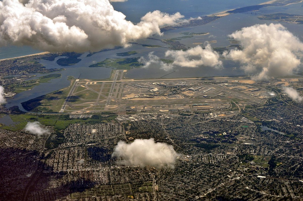 The Port Authority is seeking bids for JFK airport's $10 billion overhaul: archpaper.com/2017/07/jfk-ai… https://t.co/7i5aM9YTnu