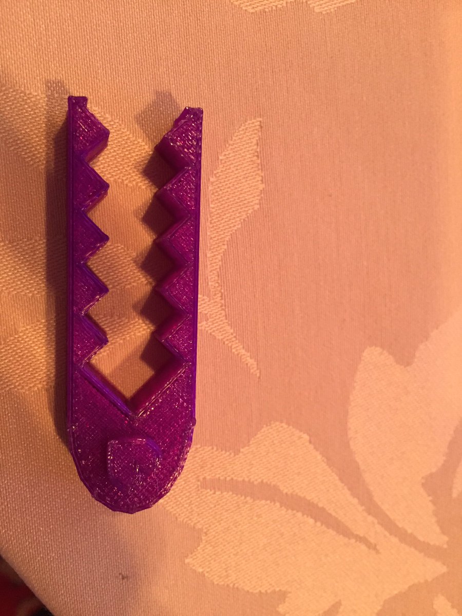 LArmstrong2016's tweet photo. My chip clip! Getting so many ideas! https://t.co/62mjBsqcvr