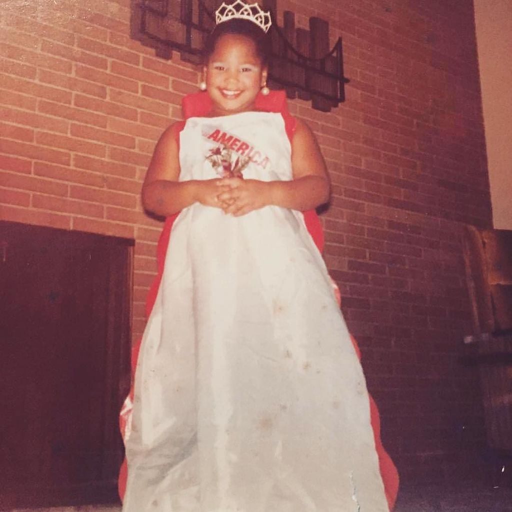 chicksonair's tweet photo. ...gettin in my #throwbackthursday post as I anxiously wait for the #oj memes! 👀 #tbt #princessofamerica #rosdalep… https://t.co/L5bzcIG1g0 https://t.co/NJfC8KWlF8