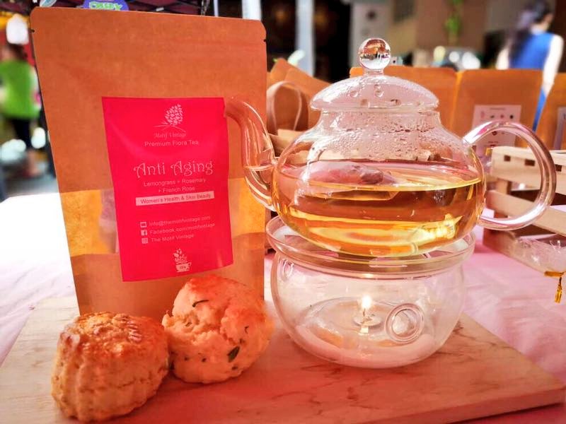 motifvintage's tweet photo. Beautiful giving our "anti aging" a go? We'll be sampling at Flea market in Plaza Mont Kiara.
#teasampling #teadrinkers #teaforyou https://t.co/PGCxUhwaCc