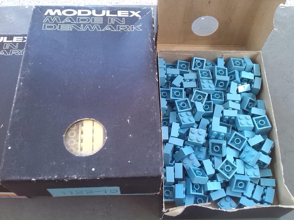 TimsDiecast's tweet image. This is just a small section of #Lego #Modulex I have available. #mantiqueshour