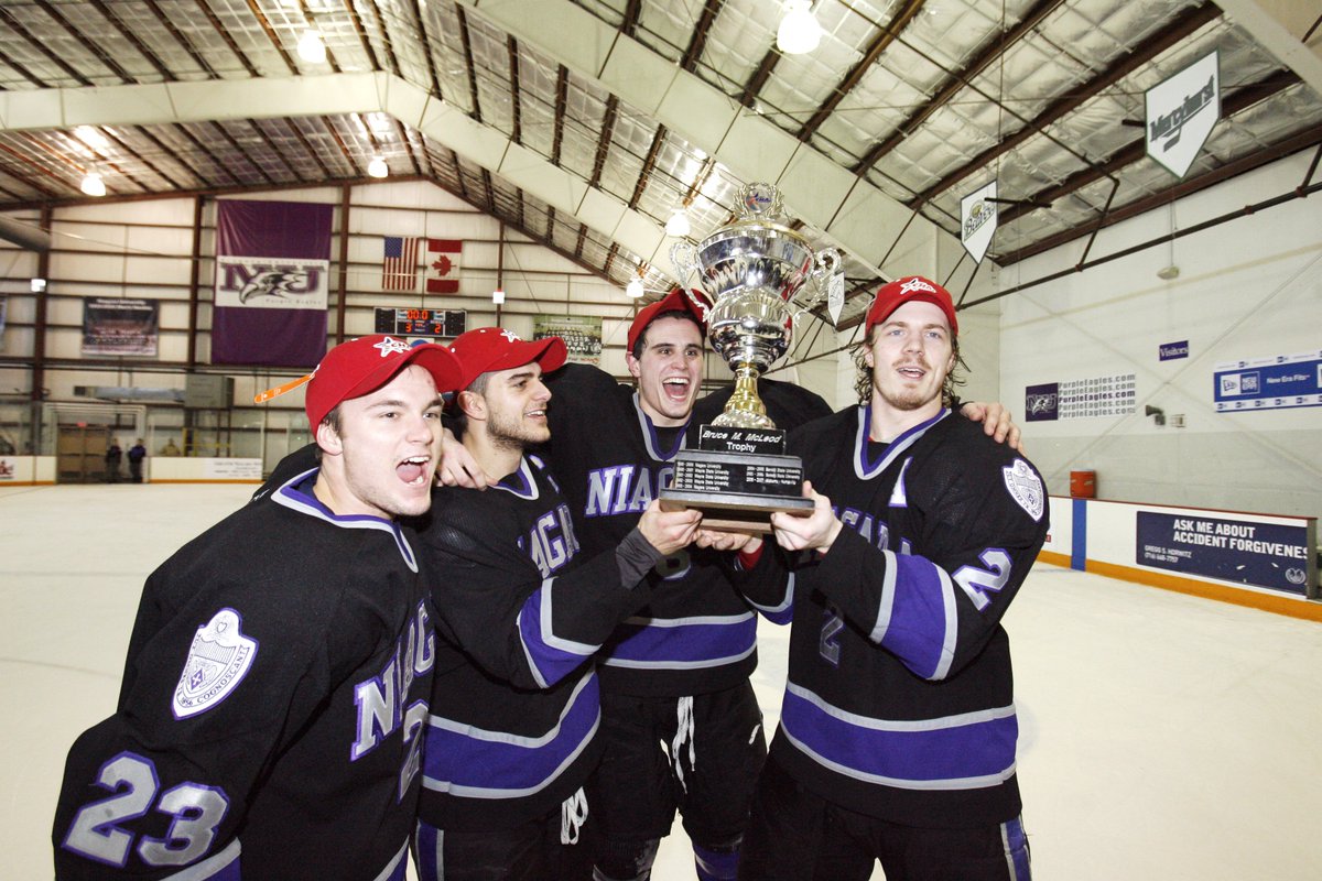 NiagaraMHKY's tweet photo. #TBT spotlight on our three conference championship-winning teams 🏆🏆🏆 #BleedPurple https://t.co/yhvR54z1Pv