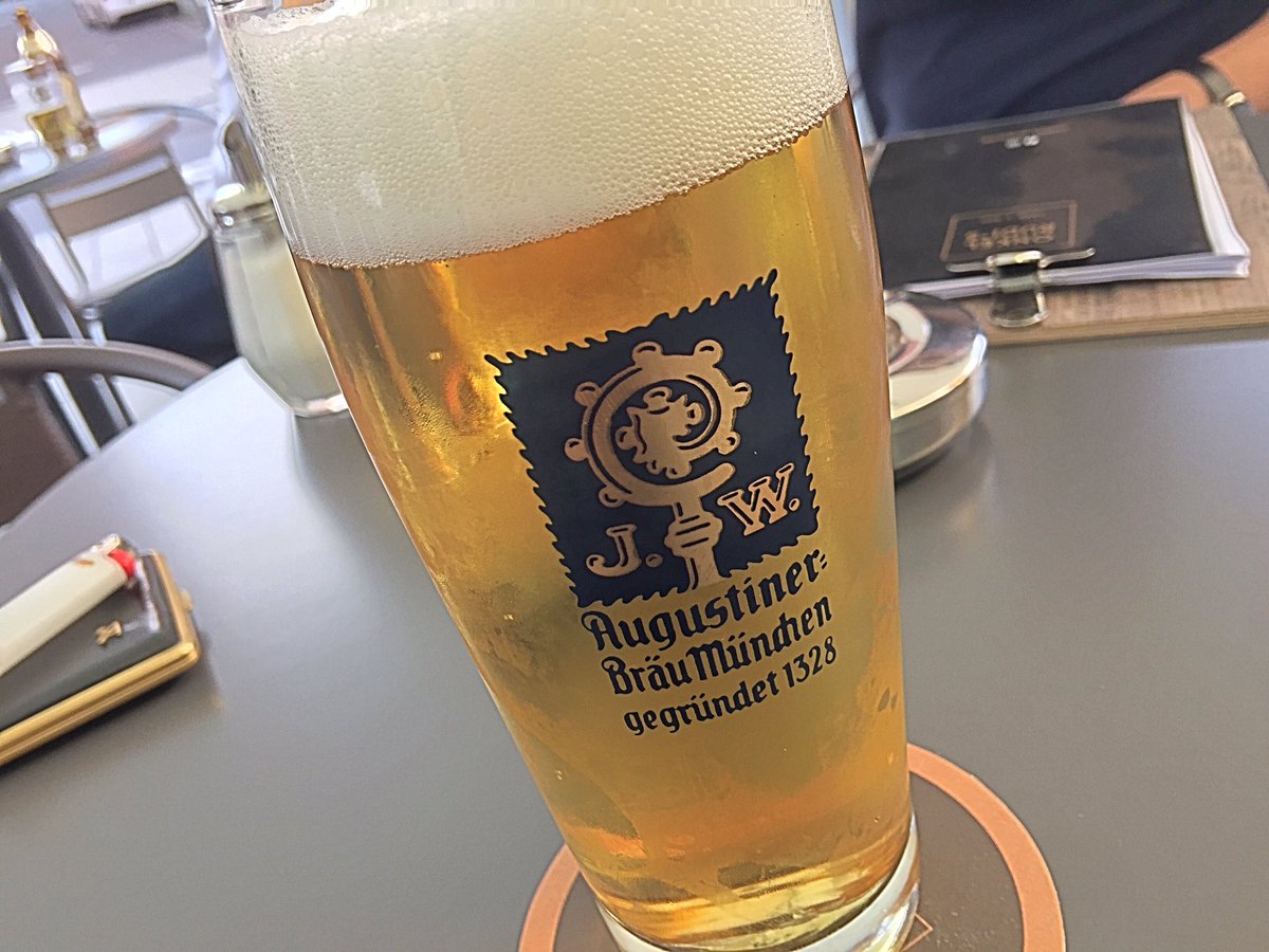 timbo_SF's tweet photo. Donnerstägliches #beerup mit @andreasdreher @LehotkayB @nitschkealex1 #tweetupRW @tweetupRW https://t.co/65WGrRlU33