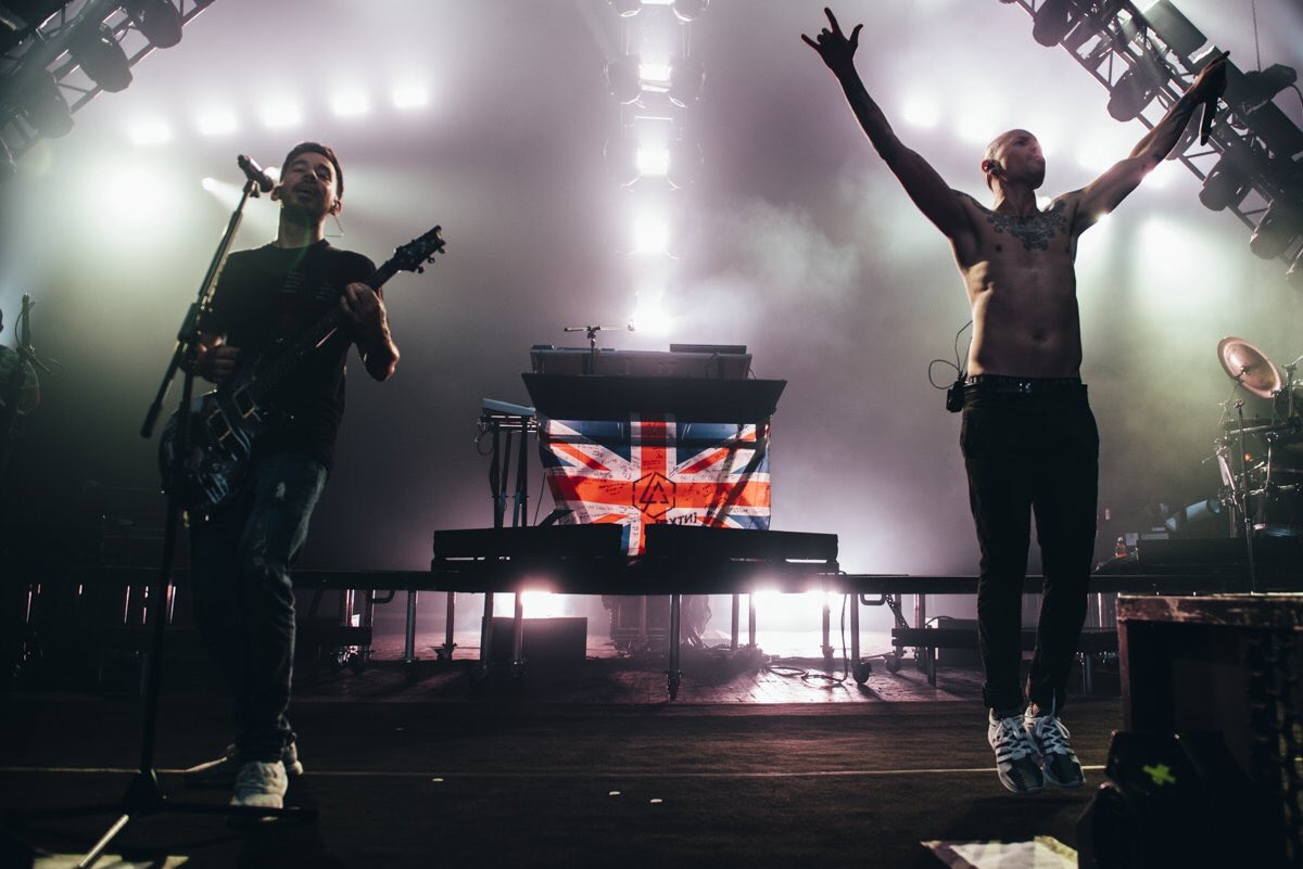 TheO2's tweet photo. Incredibly sad news. RIP Chester Bennington. You rocked the tent and will be sadly missed. https://t.co/2tieyIgDxM