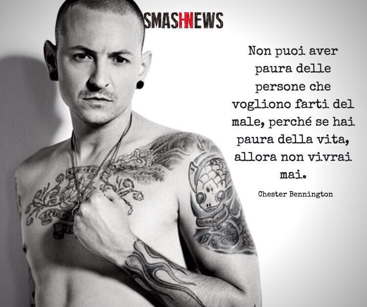 SmashNews_'s tweet photo. Grazie di tutto Chester, per le canzoni, per le lacrime negli stadi, per essere stato l’idolo di una genarazione. Buon viaggio. #LinkinPark https://t.co/TD8Ylze7v6