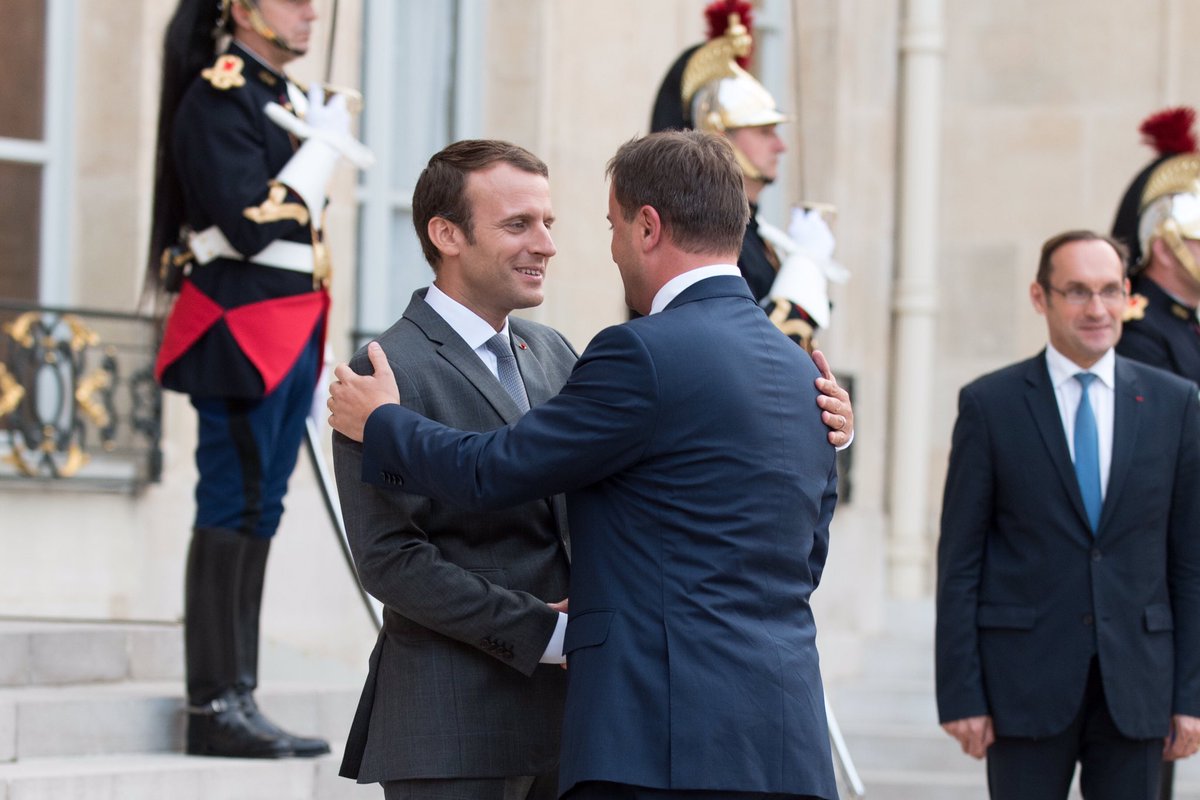 Xavier_Bettel's tweet photo. Très agréable entrevue et parfait accueil à l'Elysée @EmmanuelMacron avec @CharlesMichel 🇫🇷🇧🇪🇱🇺 https://t.co/pjwqtjyQ3i