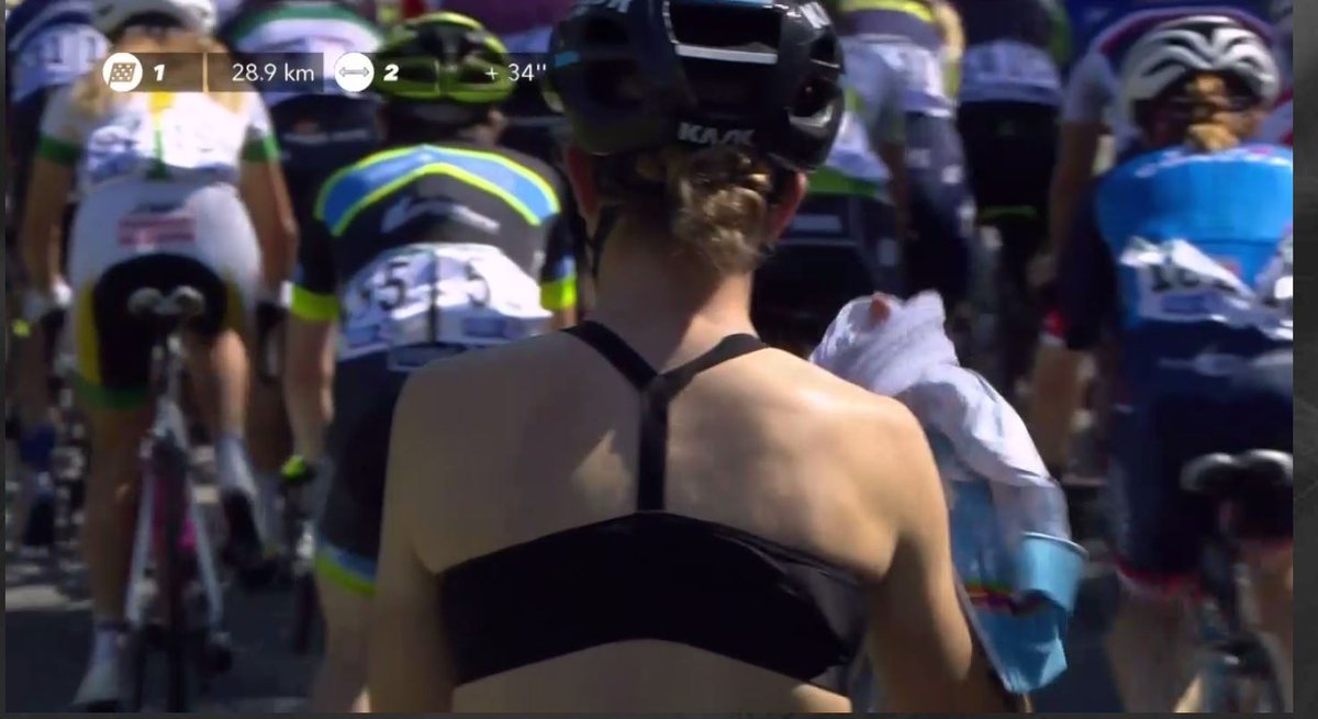 lauratex's tweet photo. Just changing clothes in the middle of racing the Tour de France #badasswoman #cycling #nbd #LaCourse2017 https://t.co/8jgVByFmlj