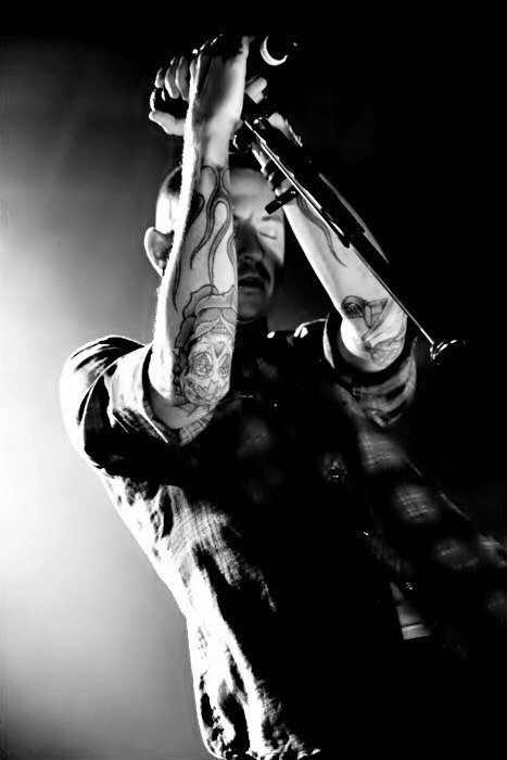GILGERVA's tweet photo. Ciao Chester 😢 https://t.co/AvgNjl4wAr