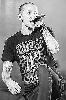 dielochis's tweet photo. REST IN PEACE! 😞😪
Die Musik von Chester hat uns mit LINKIN PARK so oft inspiriert und uns ein Lächeln gebracht... #RIPChesterBennington https://t.co/FZYNubcrGS