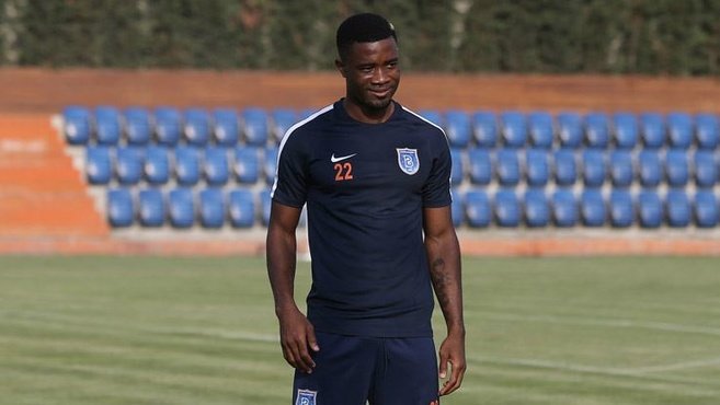 Bu zor gecenin ardından Medipol Başakşehir'e transfer olmak isteyen tüm taraftarlara kapımız açık. 😇