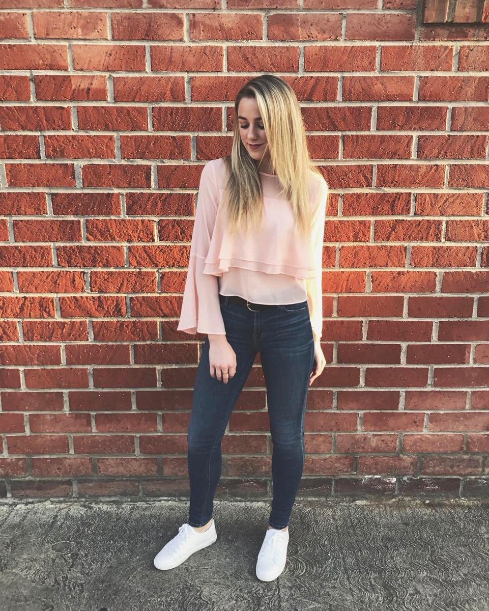 marlenne_aldana's tweet photo. My #TeenChoice vote for #ChoiceDancer is @ChloeLukasiak @TeenChoiceFOX 💖🙌 https://t.co/ahu772jfZj