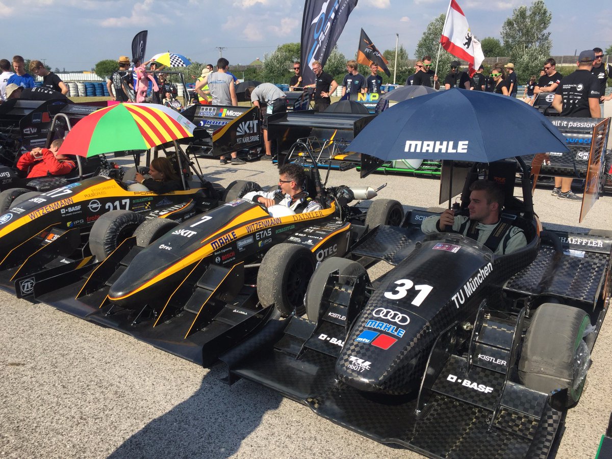 TUfast's tweet image. Pretty sunny at @FS_East with @KA_RaceIng #FS #FS2017 #fseast2017