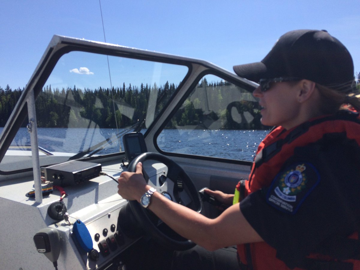 _BCCOS's tweet photo. BCCOS are enforcing sport fishing regulations and boat safety regulations on lakes and rivers. #boatsafety #ffsbc https://t.co/lUt8dupnAH