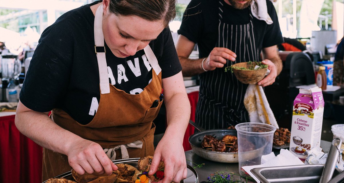 We all gotta eat - might as well be at the Taste of Edmonton #food #festival! Starts TODAY! ow.ly/K9Yw30dMCZH #yeg #yegfood