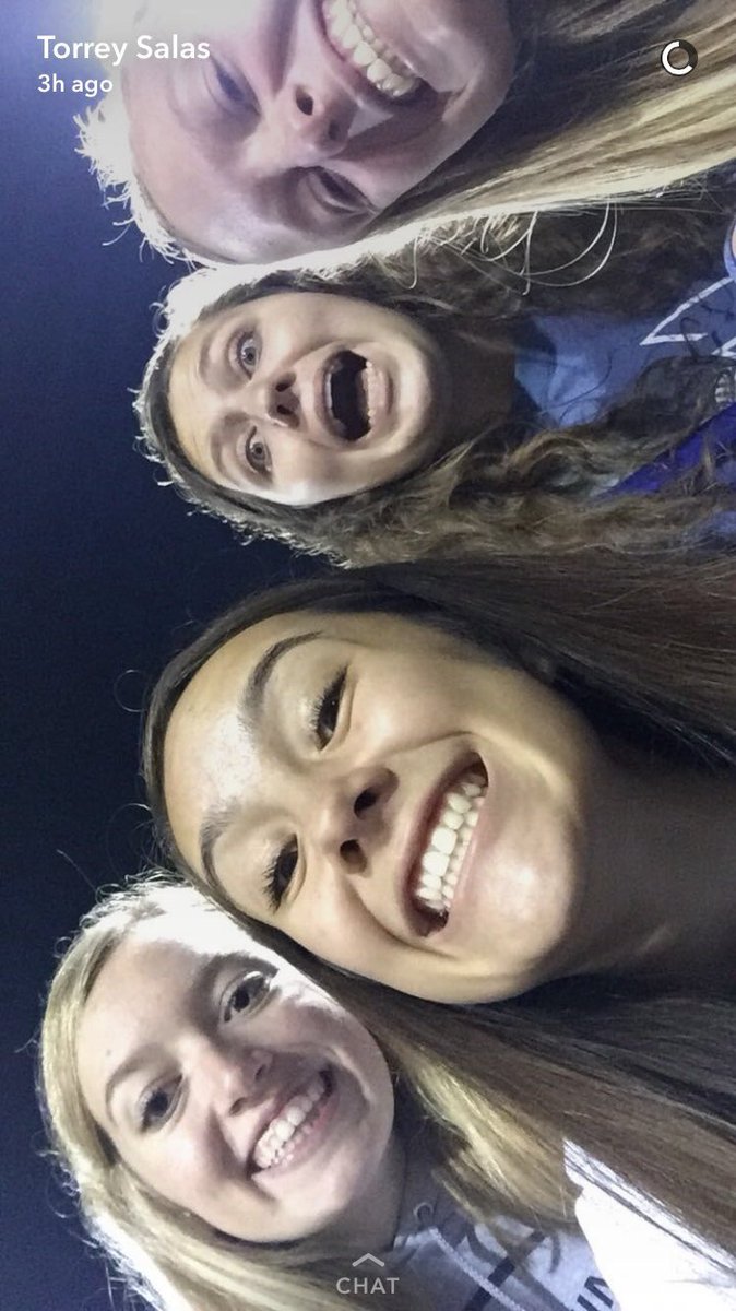 daymaddie4's tweet photo. Wishing the happiest of birthdays to this sweet friend! I hope 18 is everything you wish for AG! Can't wait to celebrate! 🏖❤️ https://t.co/ynsB0zlKpT
