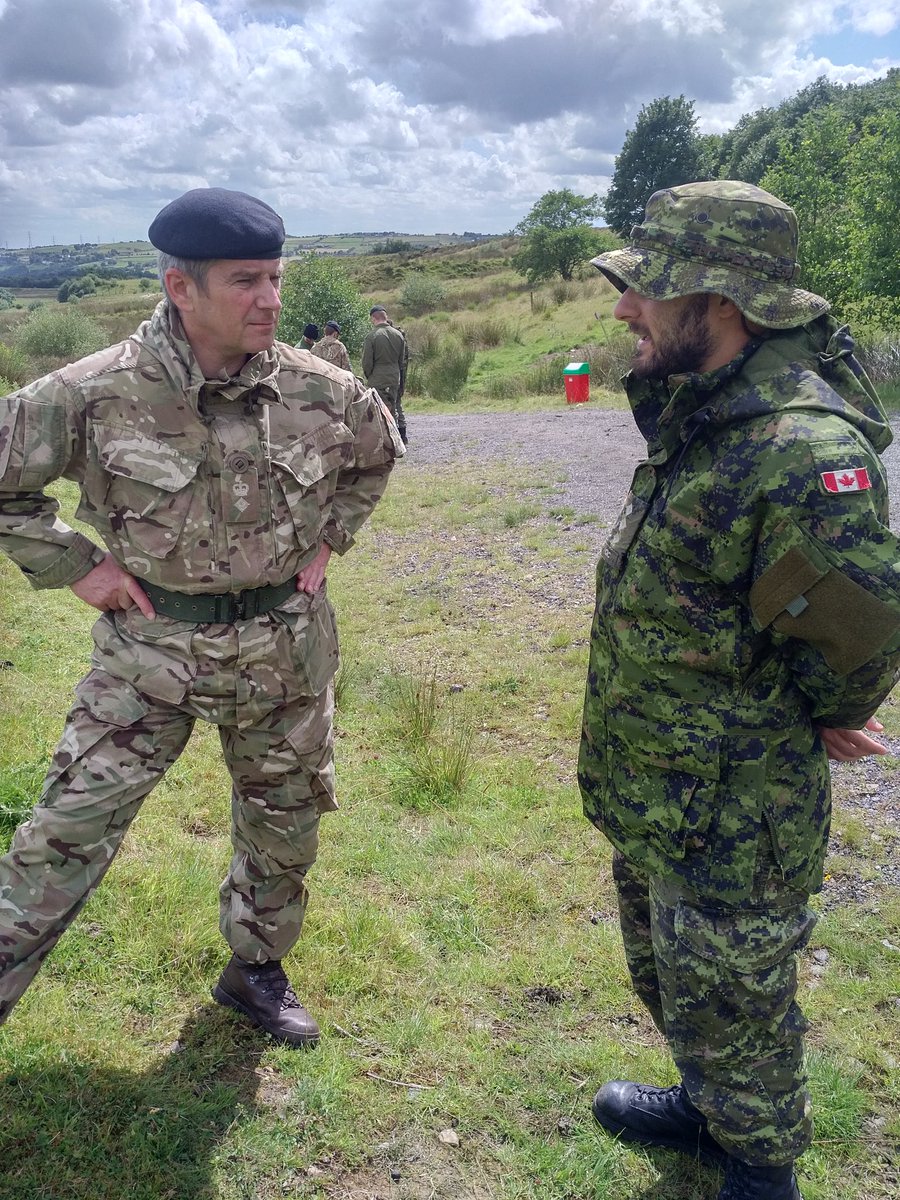 Lt. Col Berry from HQ Regional Command receiving a positive back brief from Capt Dery @cadetsca <a href="/ArmyCadetsUK/">Army Cadets UK</a> <a href="/ACFexchange/">Army Cadets Exchange</a>