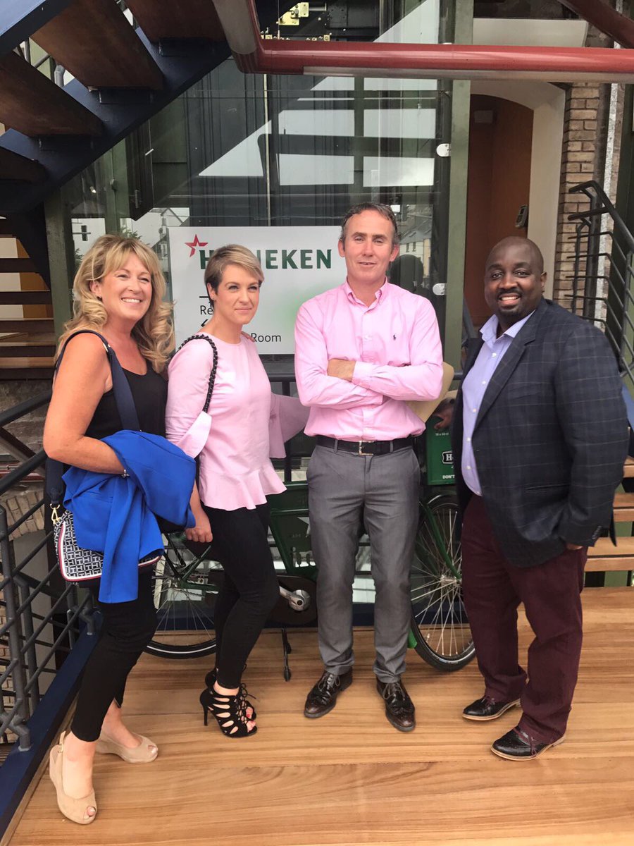 FMIHeadOffice's tweet photo. Our team &amp; @Heineken_IE enjoying a trip to Cork city centre on a lovely Irish summers day ☔️😃 #beerlinecleaning #PeoplePower #FMISummer17 https://t.co/zQlvB5AX2C