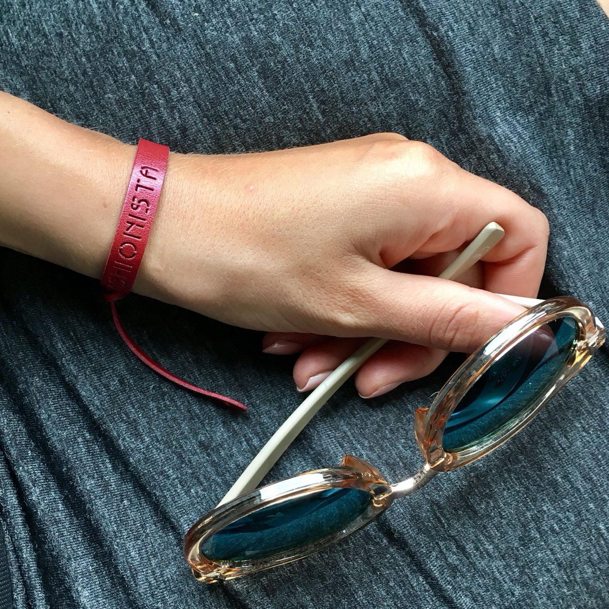 Friendly Bracelets tweet media