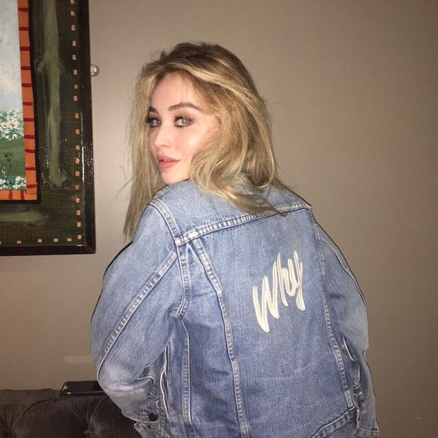 gwiezdnyproszek's tweet photo. @SabrinaAnnLynn #PolandSupportsWhy https://t.co/6zZYbWP1Lh