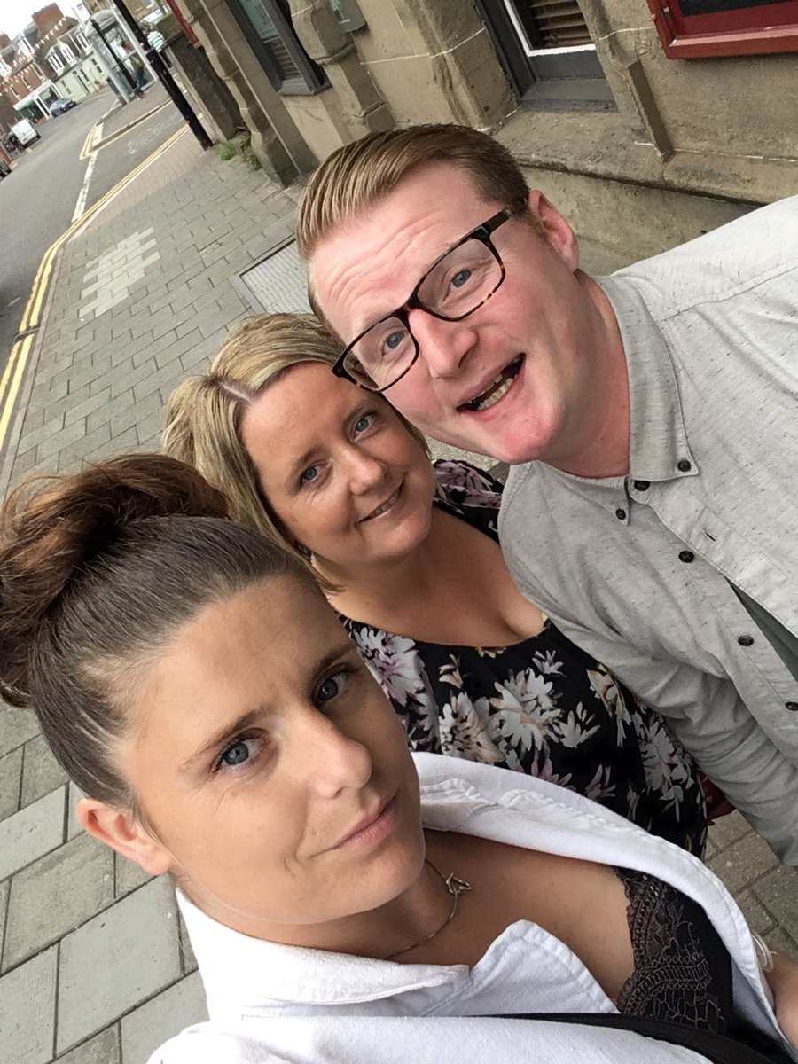carolannbarr's tweet photo. Off to #dundee to see @ollyofficial  @sexybackrab  @MrsLMclean  #ollyijustwantyoutodancewithmetonight https://t.co/AuffdBKoWB