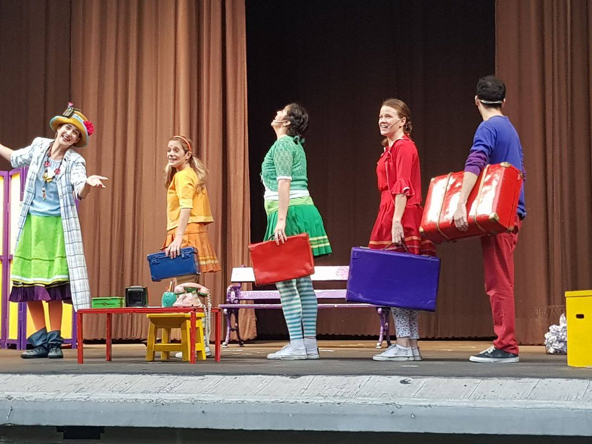 Musica_BA's tweet photo. A pleno "María Elena" ahora! En el Anfiteatro del Pque Centenario. Mañana a las 12, nueva función! #gratis #gratisEnBA @datacultura https://t.co/2nm1AAB9HP
