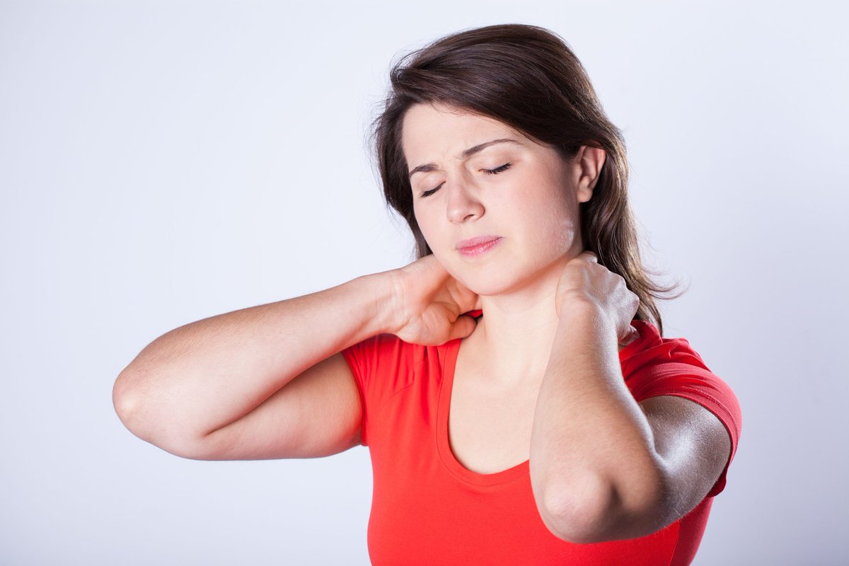 OceansChiro's tweet photo. According to a new study a #chiropractor may be more effective for neck pain than medication. Read here https://t.co/xhCLaOdXyT #OceansChiro https://t.co/gnvhRXcLkY
