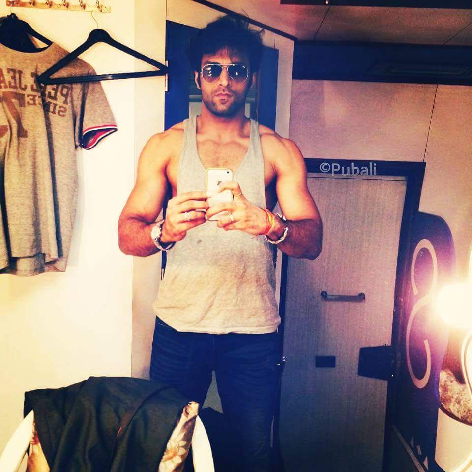 akta_pori's tweet photo. Da most wanted munda...😍😍🔥🔥🔥
@ShaleenMalhotra 💓💓😘😘💕💕💕
#Sexyyy_Dude❤❤❤
#Da_Swagger💘💘 https://t.co/2LIlUmc9mr
