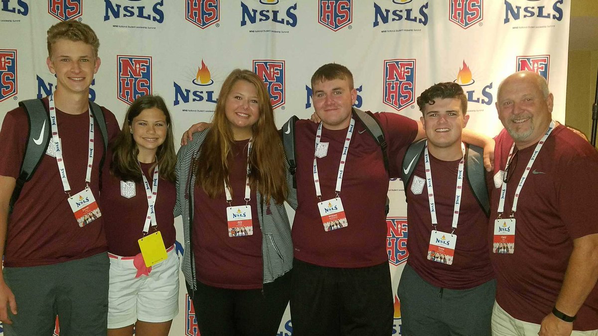 EHSStudCo's tweet photo. This week Ally got to go to Indianapolis for NSLS. Hope she had a good time learning leaderships qualities and meeting new friends! #NSLS17 https://t.co/XMNXUSg9P5