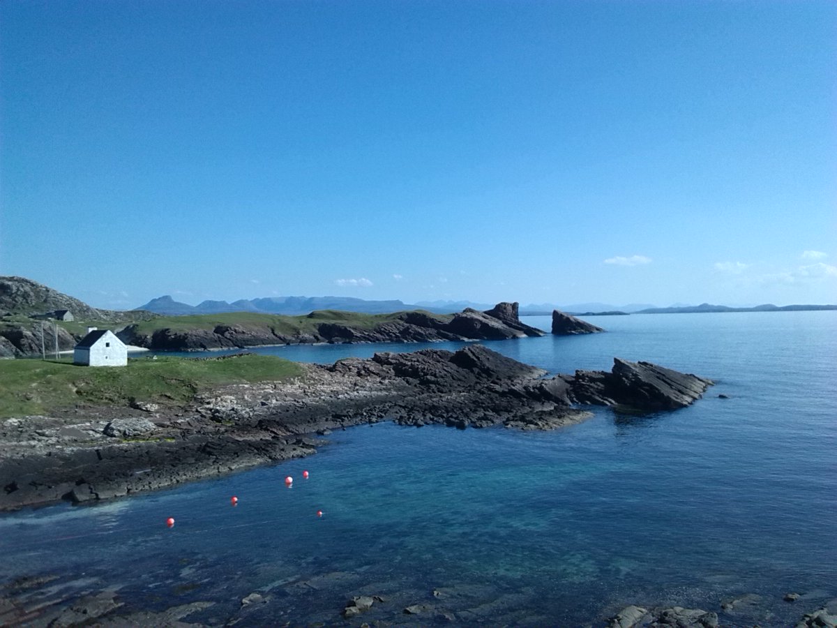 DavidRoger1951's tweet photo. @TrueHighlands @InverOutlanders View of the actual clach toll taken in the spring #asainte #clachtoll https://t.co/K5b8jSr9LJ