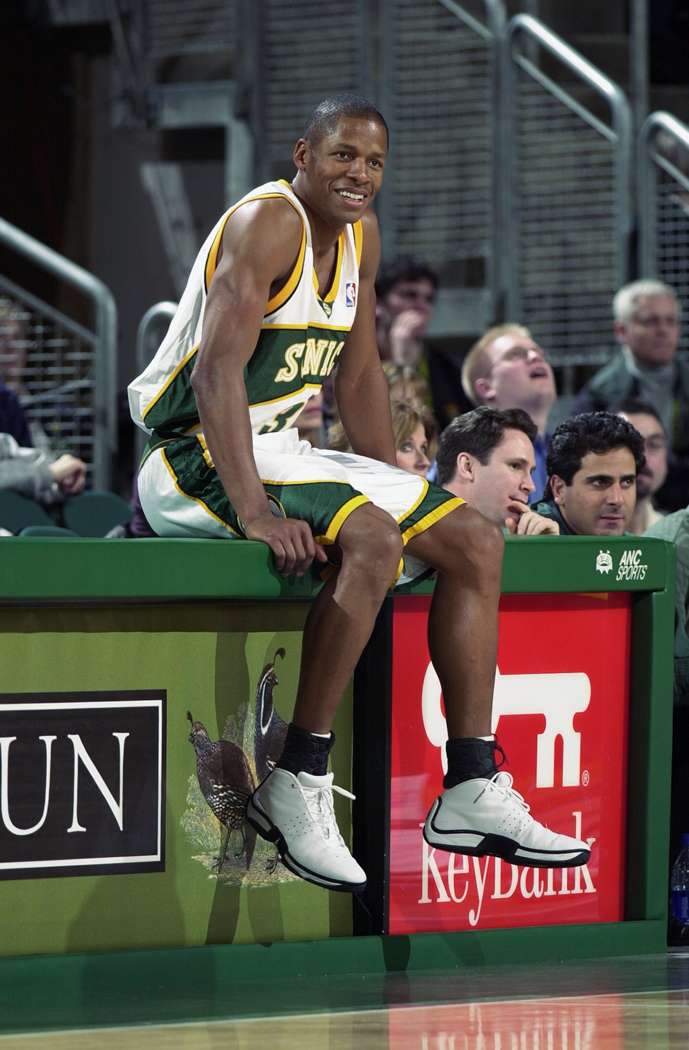 Happy 42nd birthday, Ray Allen! 