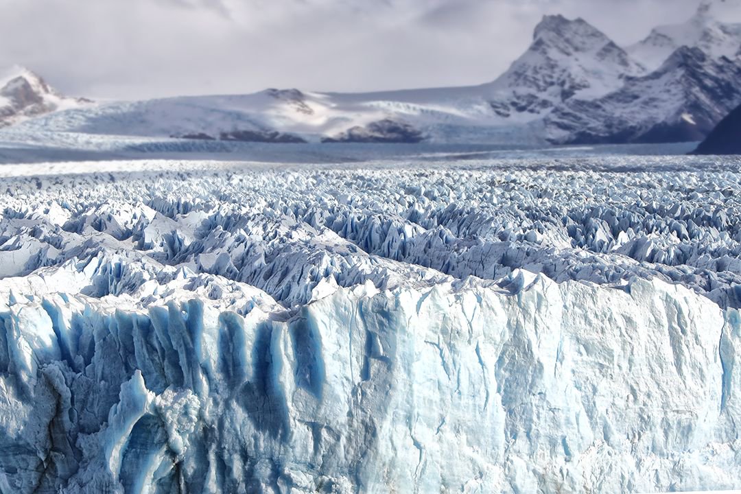 atlasandboots's tweet photo. A2: Argentina's Perito Moreno was special too. As well as watching the glacier, you can hear it creak, strain, crack and grow. #LPchat https://t.co/ePFnWkkMno
