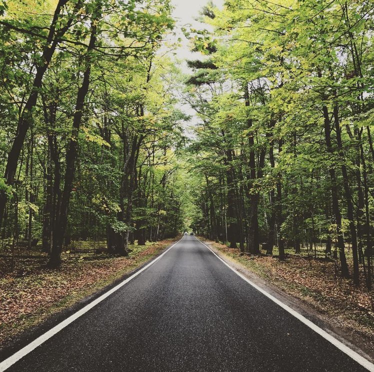 Featured #MIAwesomeList explorer Tim Walton says "always take the scenic route," especially if it's M-119! buff.ly/2uCv4xe