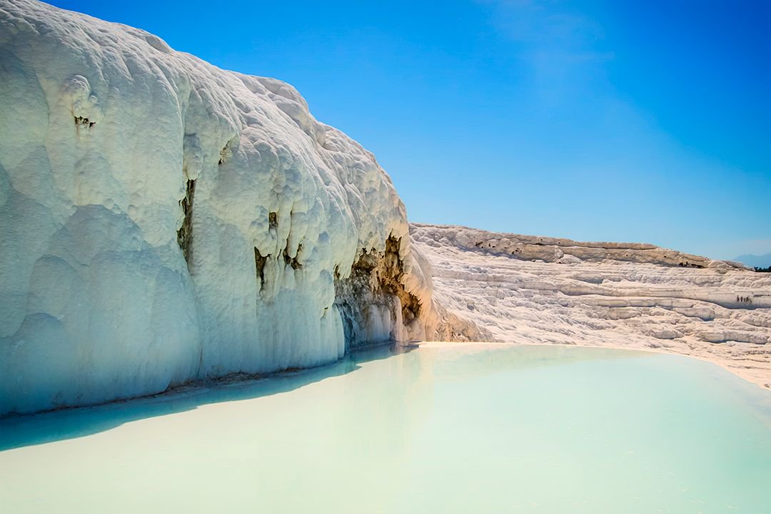 atlasandboots's tweet photo. A2: Keeping with the theme of alien landscapes, the travertine terraces of Turkey's Pamukkale were surreal #LPchat https://t.co/Tm0o1VYJGJ