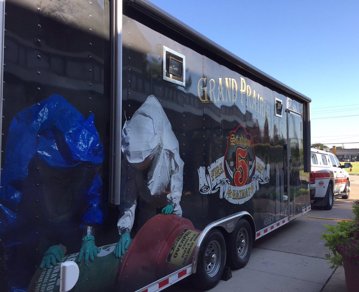 NCTCOGEP's tweet image. @GrandPrairiePD and #GrandPrairieFire out in full force at #NCTSummit2017 today!