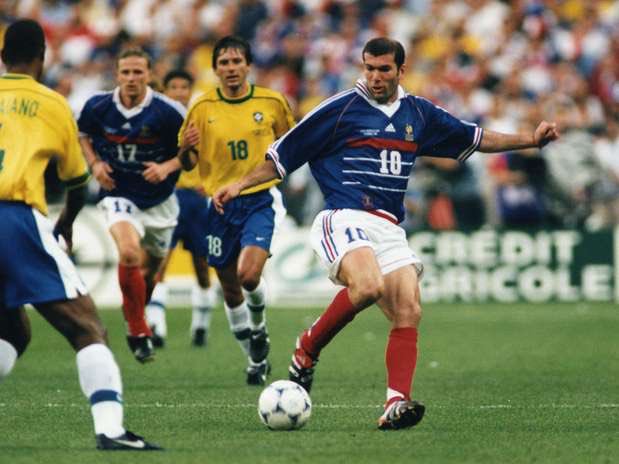 soccerdotcom's tweet photo. Question of the day.

What is your earliest soccer memory? https://t.co/G6vD4n1k6k