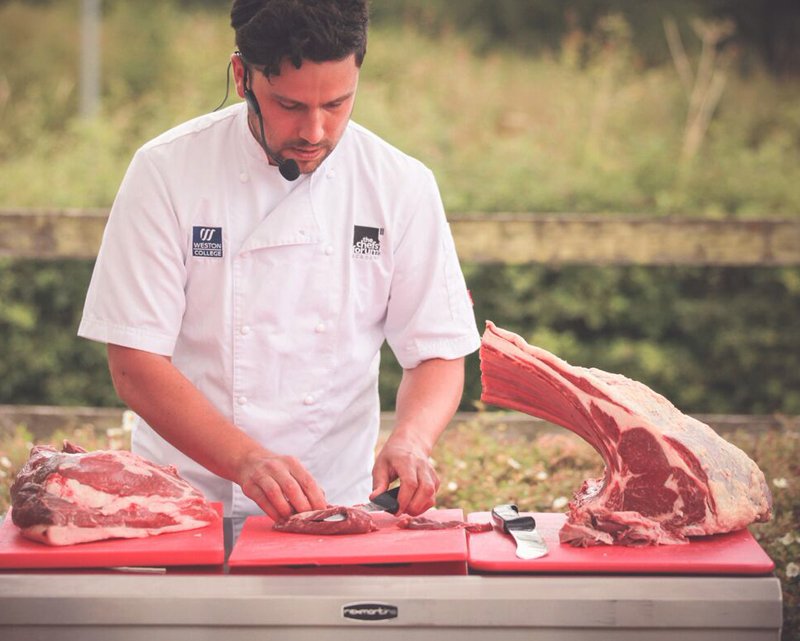 thechefsforum's tweet photo. Michelin-starred Excellence @MonMotorsAudi #BathAudi Summer Spark Event #readmore: https://t.co/ZORrsEmZLC @walterrose1847 @HywelJonesLP https://t.co/PQNU8Nor7Q