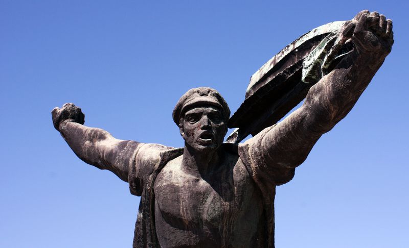atlasandboots's tweet photo. A3: Memento Park in Hungary was strange: dotted with Soviet-era relics and memorabilia including a statue of Stalin’s boots! #LPchat https://t.co/aNXqadMxaK