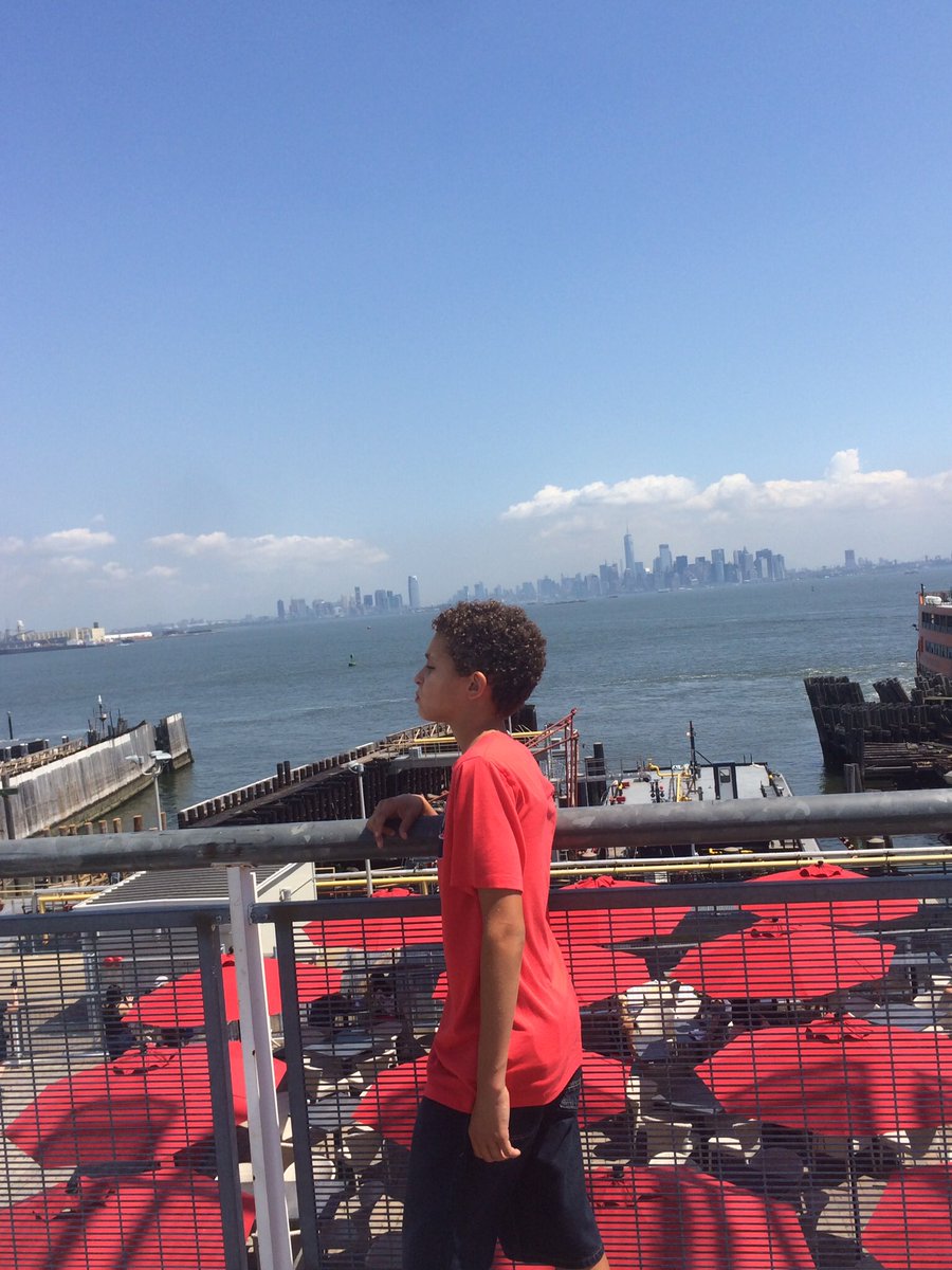 crayzfreshworld's tweet photo. #newyork #NewYorkCity #iseeyou #iamcomingforyou #musicmecca #determinationdefined https://t.co/h2LrCdjbO8