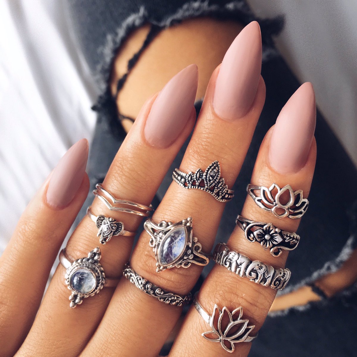 IndigoLune's tweet photo. Our BIGGEST SALE yet! Use code SUMMERSALE for 30% off your order ✨✨✨ https://t.co/4UDwXLK9fG