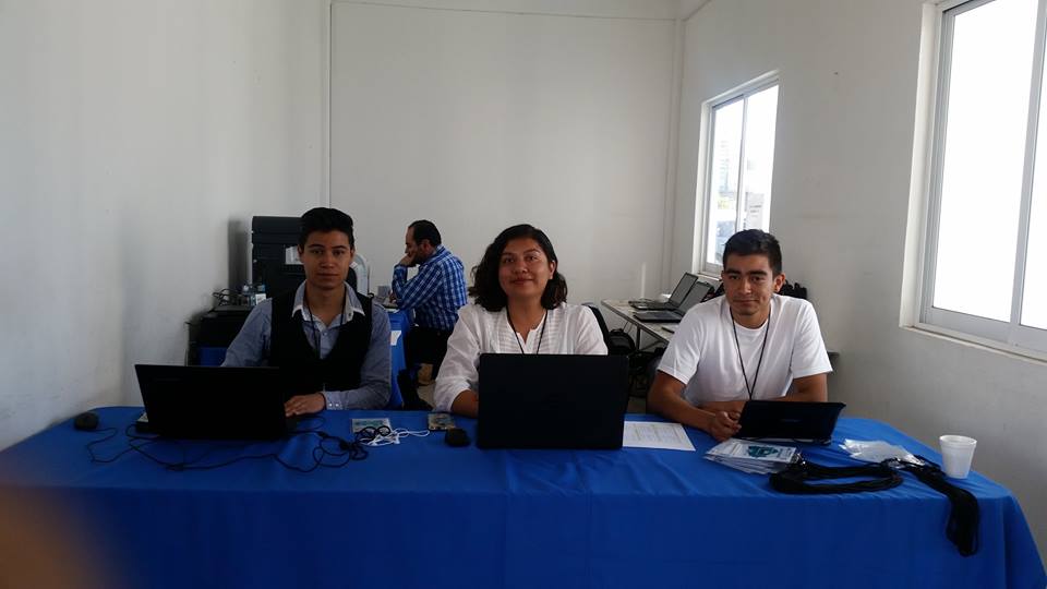 CIBETICUTC's tweet photo. Staff CIBETIC 2017
#SomosUTC #CompromisoSaberPasión https://t.co/arQEvTHgIt