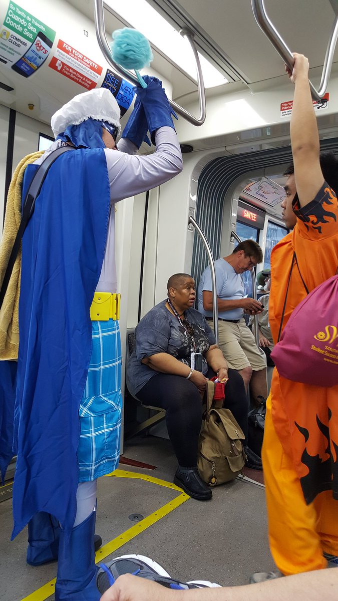 Sorsi's tweet photo. On the way to comic con.... https://t.co/HxPa3einP9