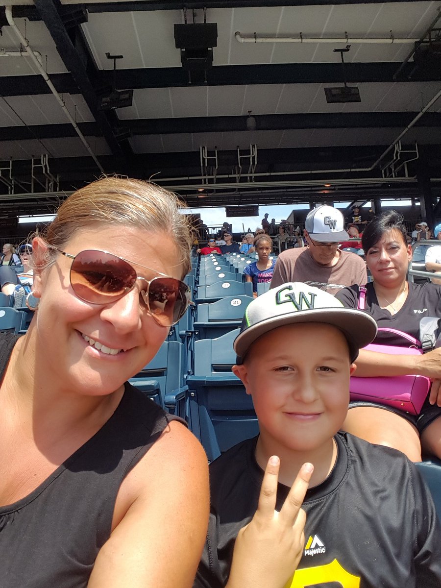 AlisonGillen's tweet photo. #LETSGOBUCS https://t.co/qbUGFC4zNe