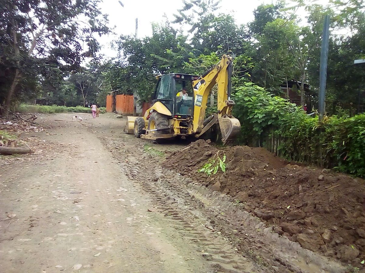 municipiopasaje's tweet photo. Instalación #RedAguaPotable #ProyectoForeccsa #ElCangrejo @municipiopasaje @AGUAPASEP @Ambiente_Ec @RadioJubonesEP @canalorovision @radioRVO https://t.co/riBjzN0Aws