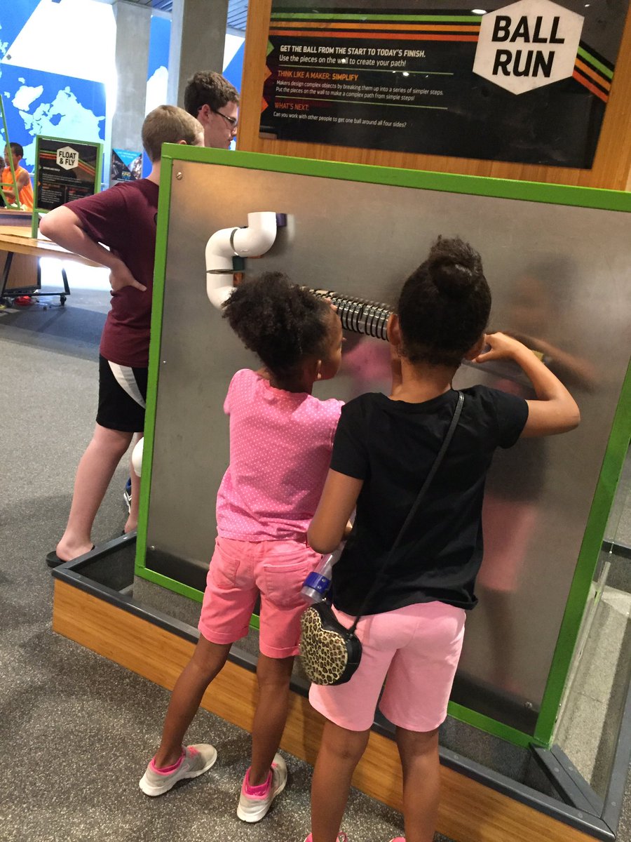 moonb2's tweet photo. Looking for great #STEM #makerspace ideas? @STLScienceCtr is loaded with inspiration https://t.co/FDdZRoeJQ3 #ignitescience https://t.co/dhKVUOLMVY