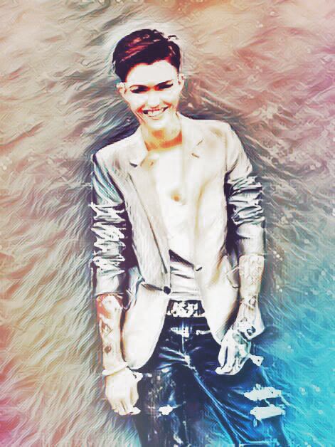 Lucy (@yourholysinner) on Twitter photo 