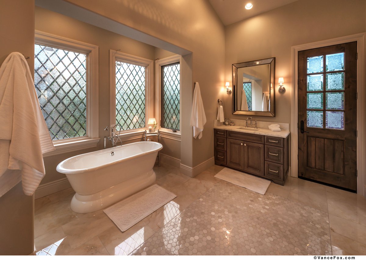 ParcForet's tweet photo. Don't wait till the weekend to #treatyourself. Get yourself a #parcforet home at
@Montreux.
#luxuryhomes #luxury #reno #tahoe #taxadvantage https://t.co/0b2XnV4VCP