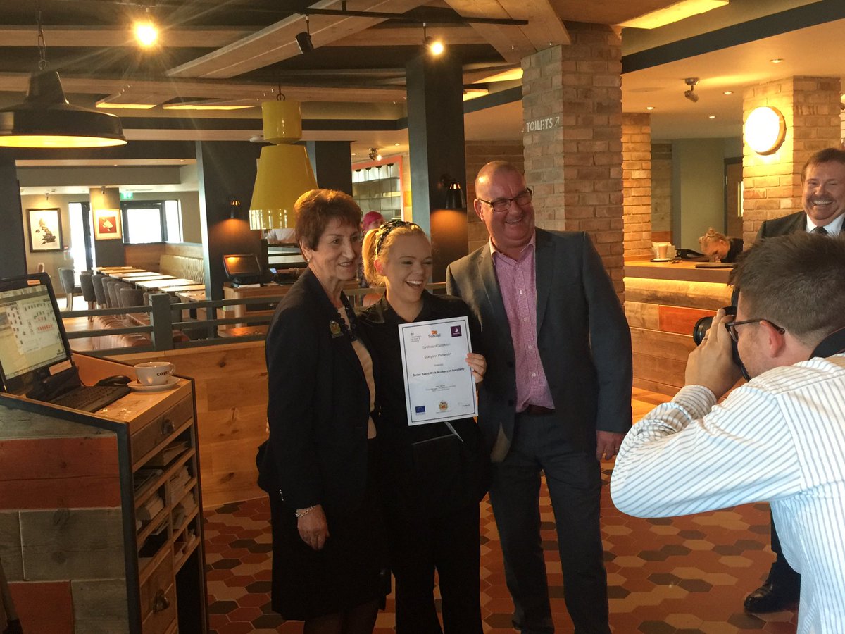 Ross Cameron tweet media