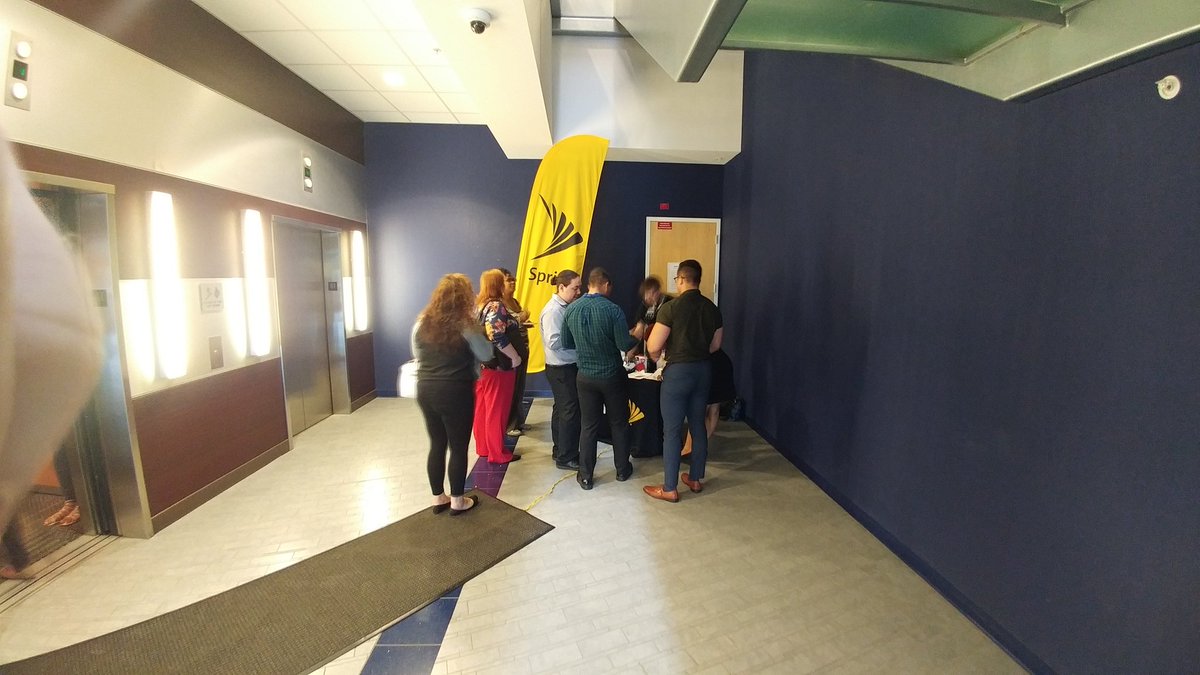 columbusrandy's tweet photo. @GetSpectrum employees LOVE #SPRINT!! Savings for all!! @STAR_POWer_Team @powerregionwins @marceloclaure @mark_nachman https://t.co/HZbbq0EjFw