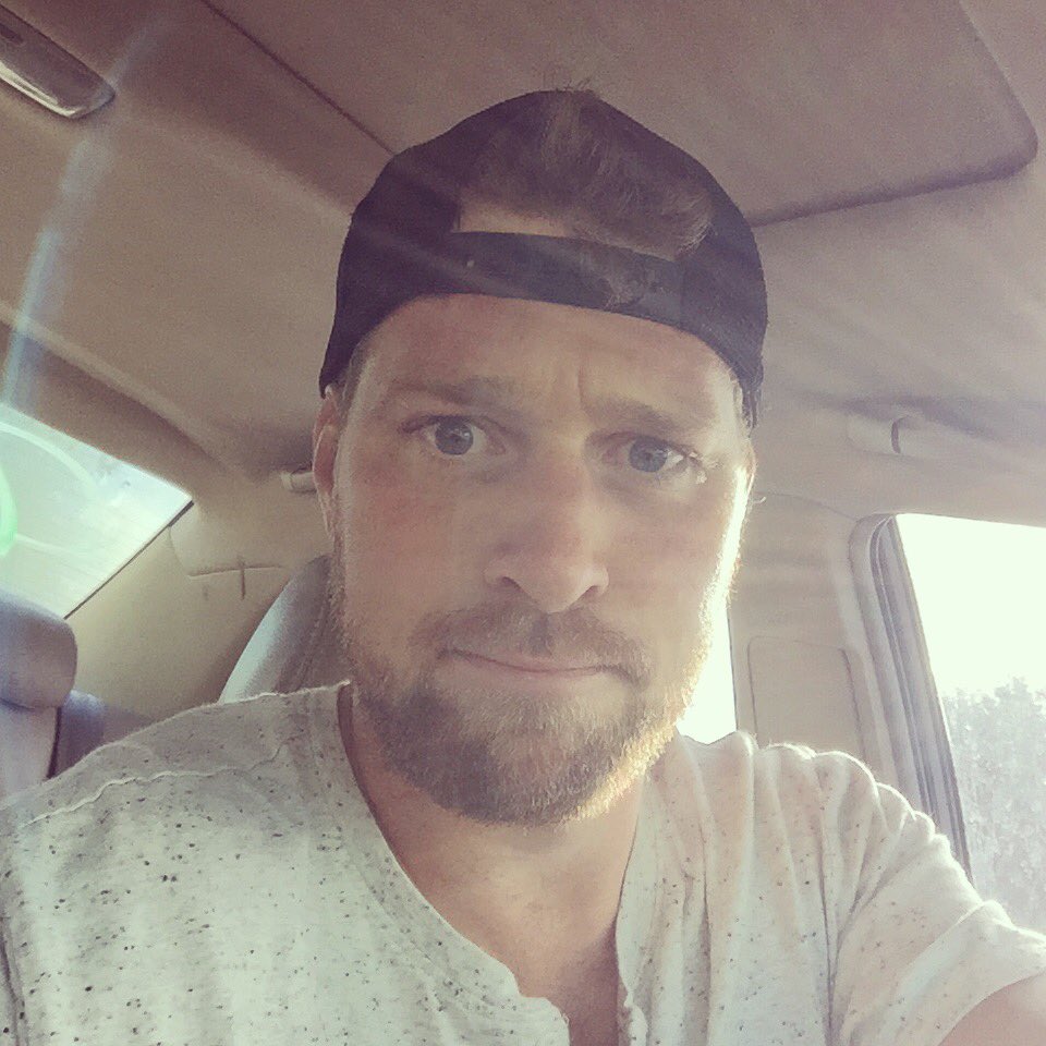 BobbyFraumann's tweet photo. Old ways can't open new doors. Time for a little update. Don't be afraid of change. What do y'all think? #NoMoreFearTheBeard https://t.co/Bx8fTDIuc0